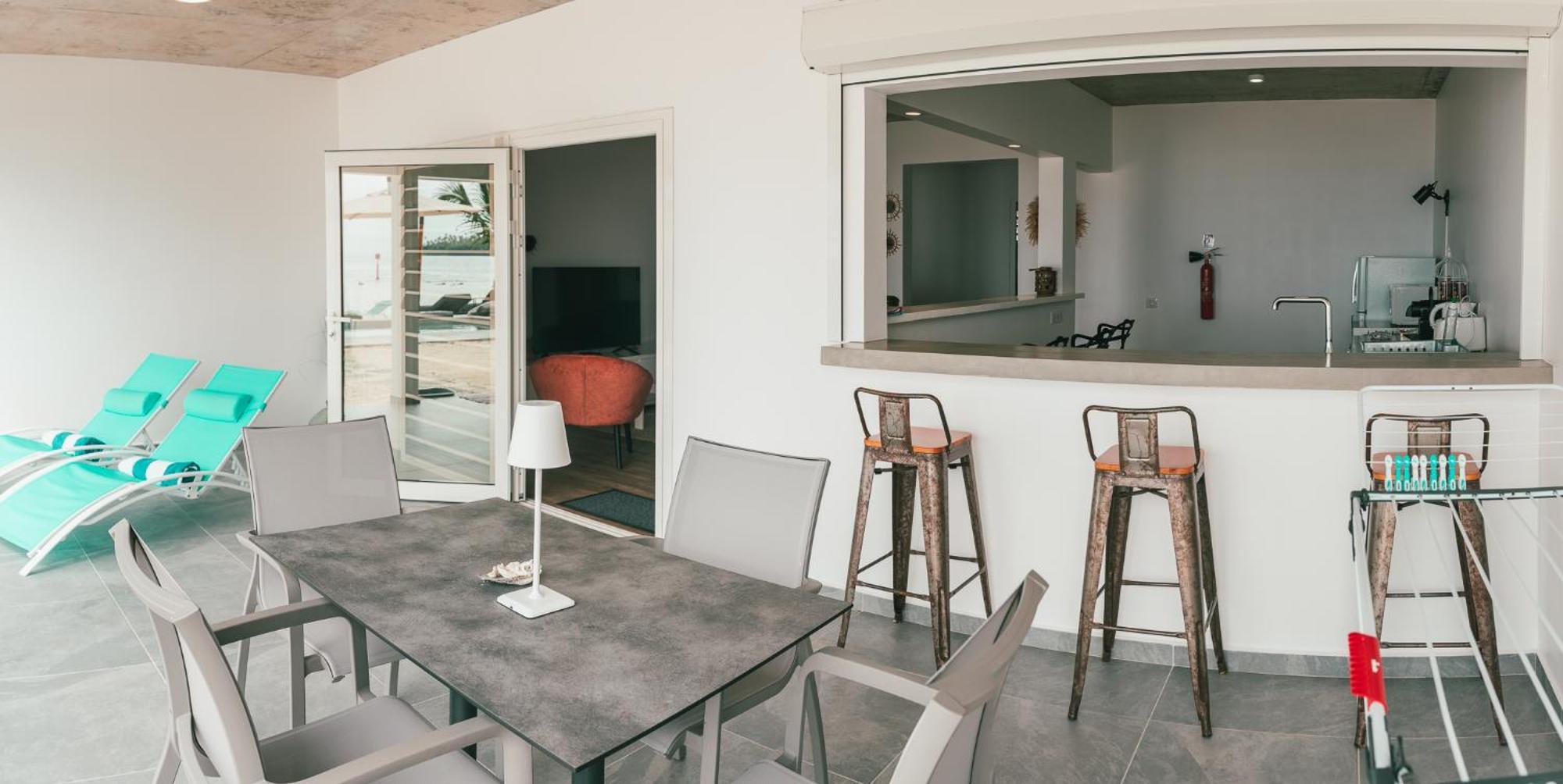 Pension Irivai, Appartement Rava 1 Chambre Bord De Mer Uturoa Extérieur photo
